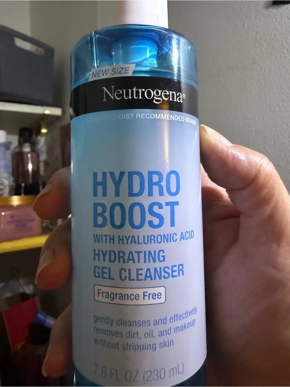 Neutrogena Hydro Boost Hydrating Gel Cleanser - Blue & White Bottle